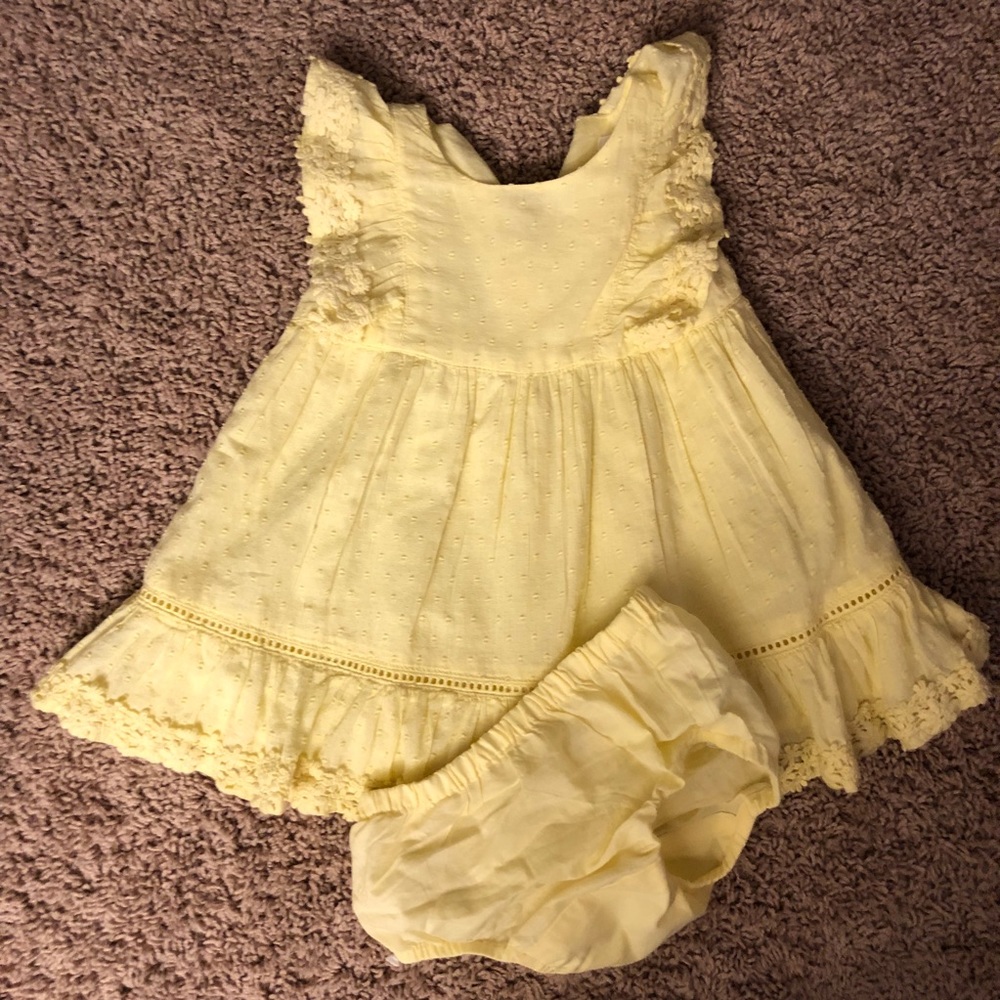 NWOT Pale yellow Gap baby dress